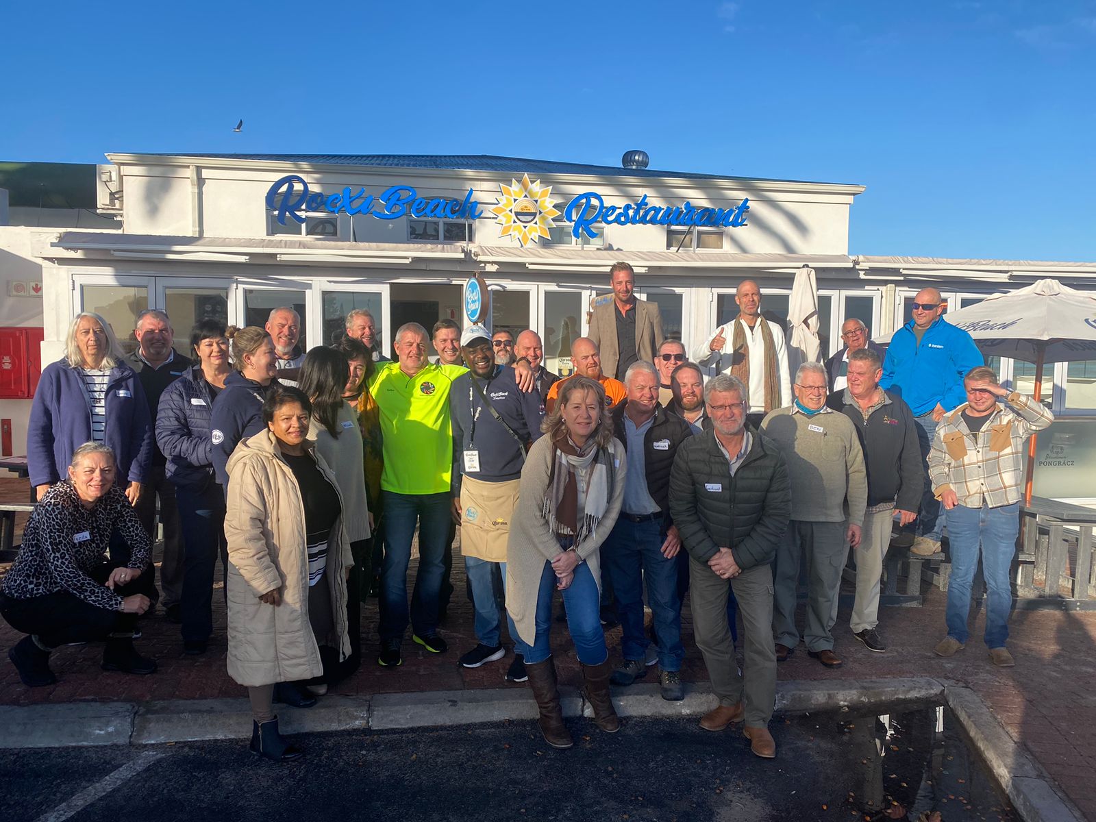 WLBT members networking at a breakfast meeting